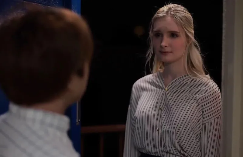 Cô đơn nơi xứ lạ với anh xã già, người vợ tây được ông anh hàng xóm an ủi