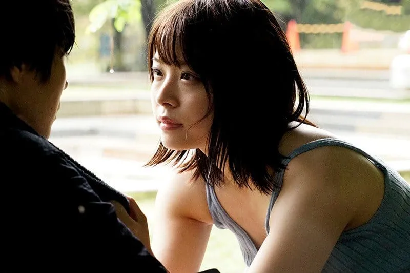 Cặp đôi 3 ngày trốn bạn gái đi vụng trộm nơi xa